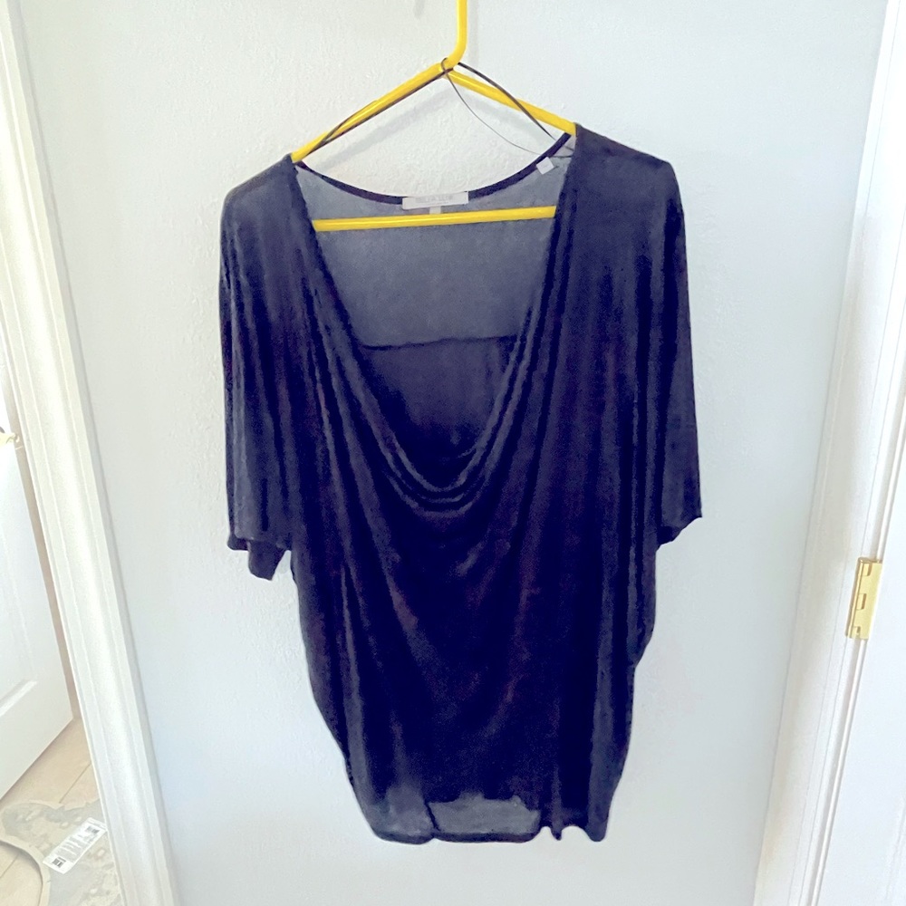 Bella Luxe black top size L